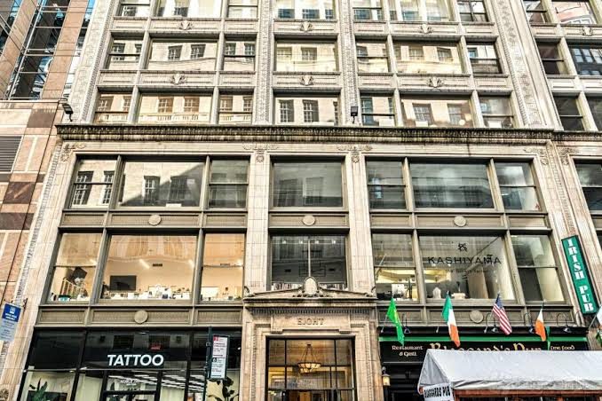 8 W 38th Street, Midtown Manhattan